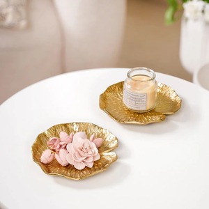 Gold Textured Leaf Square Scalloped <b>Edge</b> <b>Metal</b> Handicraft Wedding Decorative Dish for Home & Restaurant Use - Product Image 2