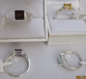 แหวนพลอยโกเมนธรรมชาติสำหรับผู้หญิงจาก Shah Gems ปรับขนาดได้ เงินแท้ 925 ชุบทองคำสีกุหลาบ ทรงวงรี ประดับขอบเพชร ของขวัญสำหรับทุกโอกาส - Product Image 1
