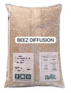 Pellets de Biomasa de Madera de Pino de 6 mm para Sistemas de Calefacción, Empaquetado en Bolsas de Plástico de 15 kg - Product Image 6