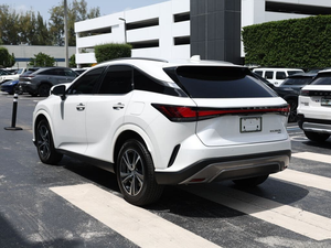 Lexus RX Hybrid 350h Premium AWD 2026, Interior Oscuro, Asientos de Cuero, Techo Corredizo, SUV - Product Image 6