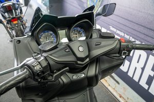 TOP-SELLING NOUVEAU 2025 TMAX 560 TE-CH Scooter Motocyclettes Moto - Product Image 3