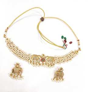 Belleza atemporal Estilo DEL SUR DE LA India Gargantilla de perlas Conjunto Collar de la mejor calidad Adornado Perlas brillantes Patrimonio cultural Moda - Product Image 1