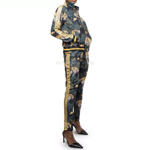 Ensemble de survêtement pour femme, personnalisé avec logo, décontracté, léger, respirant, écologique, 100% coton, pour la course à pied et l'entraînement - Product Image 2