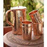 Nouveau produit exclusif gravure conception pur cuivre eau boisson cruche et verre brillant fini pour l'utilisation de la vaisselle à la maison mariages