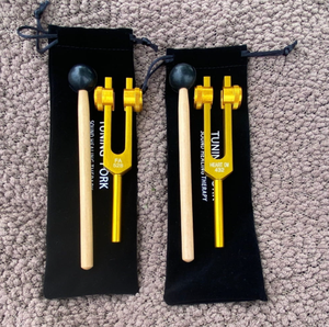 Juego de Diapasones de 432 Hz y 528 Hz para Terapia de Sanación - Diapasones con Peso - Product Image 6