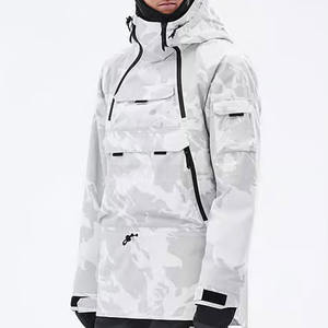 Veste de ski 3-en-1 pour hommes, imperméable, coupe-vent, isolée, doublure amovible, fonctionnelle et élégante pour toutes les conditions. - Product Image 1