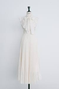 Marque de mode haut de gamme vêtements d'été jupes formelles de luxe pour femmes avec chemisiers PEARL SMOCKED MIDI JUPE 35% soie 65% coton - Product Image 2