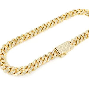 Impresionante collar de diamantes de moissanita de oro de 10K corte brillante redondo VVS2 claridad elegante joyería de moda proveedor mayorista - Product Image 1