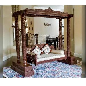 Columpio tallado de madera de teca para el hogar, palo doble de estilo moderno, hecho a mano, para sala de estar, acabado de nogal, doble poste - Product Image 1