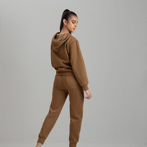 Nouveauté Survêtements pour femmes grandes tailles, taille personnalisée, haute qualité, légers, imprimés unis, saison hivernale, activités de plein air - Product Image 4