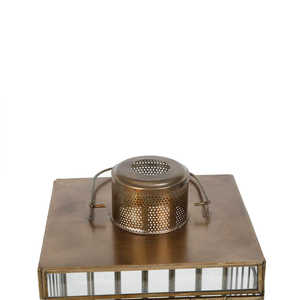 Lanterne bougeoir en verre carré en laiton de conception tendance avec jante en métal mince faite à la main pour les décorations de maison de Noël - Product Image 6