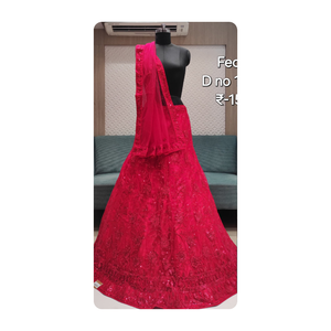 Lujosa Lehenga nupcial en color champán con cuentas y lentejuelas para un estilo de boda glamuroso - Product Image 4