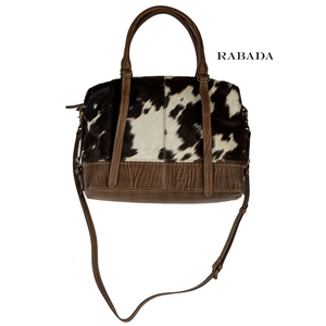 Sac polochon en cuir de vachette cheveux noirs et blancs sur sac de voyage en cuir Weekender Western Overnight Bag - Product Image 5