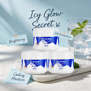 Crème Visage Blanche Congelée Marque Blanche : Estompe les Taches Brunes, Prévient les Coups <span class=keywords><strong>de</strong></span> <span class=keywords><strong>Soleil</strong></span>, Nourrit les Peaux Sèches – AHA, Alpha Arbutine, Vitamine C - Product Image 6