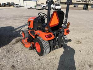 Tractor Subcompacto BX2380 2017 - Tamaño Compacto, Capacidad de Tamaño Completo - Product Image 4