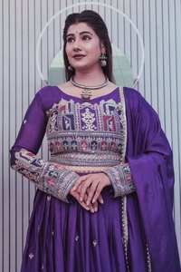 Diseñador Readymade Lehenga Con Secuencia Bordado Trabajo - Product Image 5