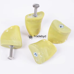 Boutons et poignées de tiroir en résine minimaliste moderne faits à la main respectueux de l'environnement et durables pour armoires de cuisine tiroirs de salle de bain Tradebyd - Product Image 1