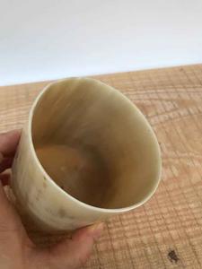 Portalápices de Cuerno de Búfalo que Combina Elegancia y Durabilidad, Perfecto para Decoración de Escritorio, Alta Calidad - Product Image 4