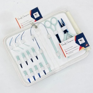 Nuevo Kit de Herramientas para Extensiones de Cabello de Metal de 16 Piezas de Alta Calidad con Alicates, Tijeras y Clips - Uso Comercial - Product Image 1