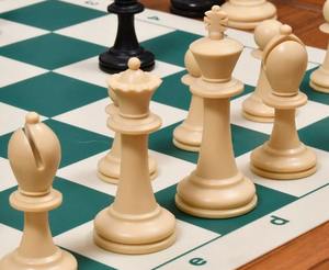 Jeu d'échecs en plastique de la série Classic Player, pièces d'échecs de 3,8 pouces, prix abordable - Product Image 3