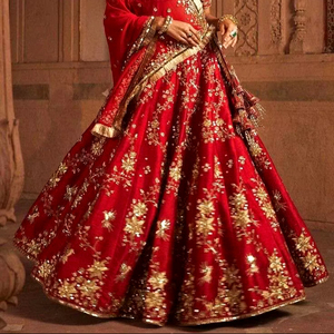 Haute qualité brodé à la main traditionnelle mariée Lehenga Choli soie et robe en filet pour la fête de mariage porter des techniques faites à la main - Product Image 1