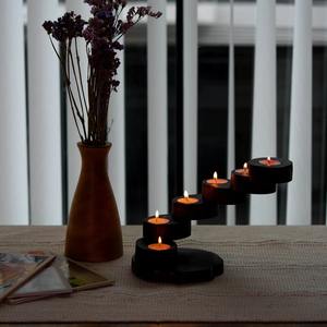 Porte-bougie en bois au design unique et artistique pour la décoration de la maison, éclairage subtil, accent de table, artisanal en provenance d'Inde - Product Image 5