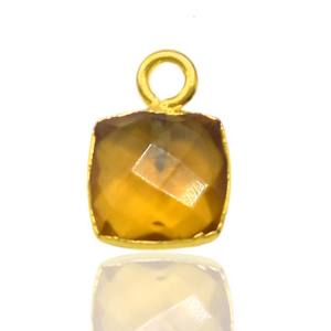 Charme en pierre précieuse de quartz citrine carrée 8x8mm facetté plaqué or pour l'artisanat et les bijoux - Product Image 2