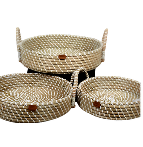 Bandeja redonda de diseño tradicional ecológica de Indonesia, plato de PC desechable para servir en fiestas - Product Image 1