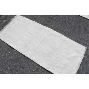 Tapis vintage 2,4 x 5,4 pieds, tapis, tapis rayé blanc en laine - Product Image 4