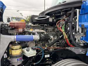 รถบรรทุก Cascadia 126 Sleeper มือสอง ปี 2021 ประกอบเสร็จแล้ว - หลังคาสูง 455 แรงม้า เกียร์อัตโนมัติ Dt12 12 สปีด พร้อมจัดส่งทั่วโลก - Product Image 5