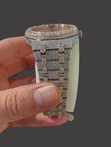 Reloj de Cuarzo con Diamantes de Moissanita, Lujoso, Estilo Iced Out, Antiguo, de Acero Inoxidable - Product Image 4