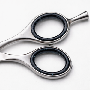 Tijeras Profesionales de Peluquería de Acero Inoxidable 4Cr13, Tijeras de Barbero con Hoja Afilada, Tijeras de Peluquería para Diestros - Product Image 3