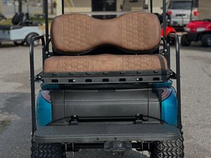 Voiturette de golf électrique Reliale Supply Camo 4 places avec auvent, véhicule utilitaire tout-terrain pour parcours de golf et stationnement en station balnéaire - Product Image 5