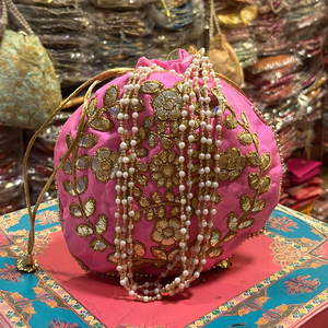 2026 Hot Selling Wholesale Price Beautiful Potli <b>Bags</b> Designer Handmade Women's Indian Fashion Potli Pouch <b>Bag</b> <b>Wrist</b> Handbag - Product Image 1