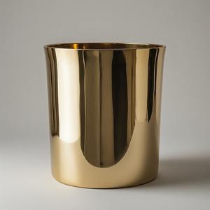 Cubo de Basura Metálico Contemporáneo Sin Tapa, Diseñado para Espacios Limpios y Organizados, Superficie Lisa, Ecológico, Soporte Estructural Resistente - Product Image 6