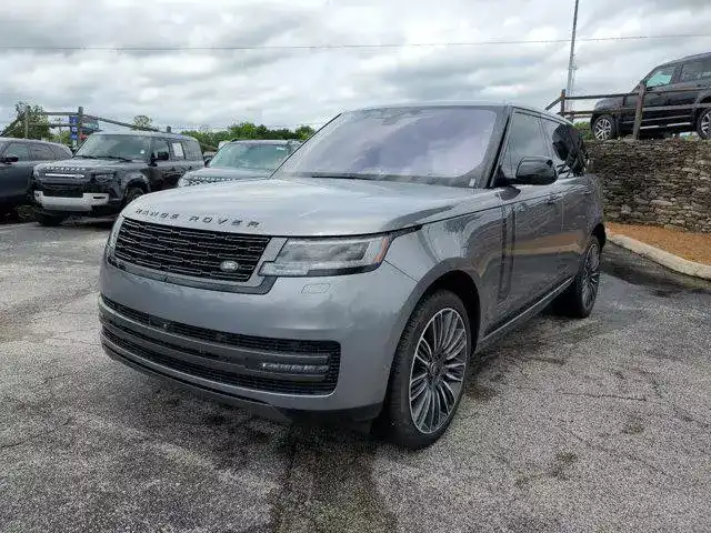 2024 Land Rover Range Rover P400 SE Turbo Engine AWD Drive Dark Interior Leather Seats Sport Model