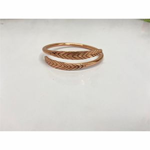 Bracelet magnétique en cuivre massif pur, martelé, pour soulager l'arthrite, thérapie par bracelet |   Bracelet en cuivre fait main de haute qualité - Product Image 2