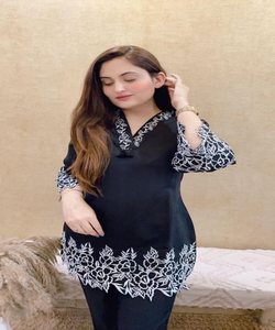 Fashion Fusion: Pakistani Style Salwar Kameez - Fusion of Traditional and Modern Styles, Creating a Chic and Stylish Fashion APPAREL GARMENT - Product Image 3