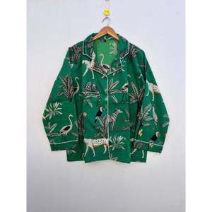 Conjunto de Pijama de Algodón con Estampado de Selva Verde Hecho a Mano, Ropa de Dormir Suave Tejida, Cintura Elástica, Cierre de Botones, Logotipo Personalizado para Damas de Honor - Product Image 2