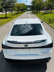 เล็กซัส IS 350 F SPORT ดีไซน์ ปี 2024 สภาพดี ใช้งานน้อย - Product Image 4