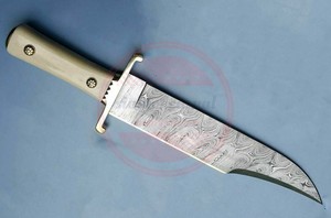Custom Handmade Damascus Steel Hunting Bowie <b>Knife</b> With Comfortable Grip Wood Handle Hunting Bowie <b>Knife</b> - Product Image 3