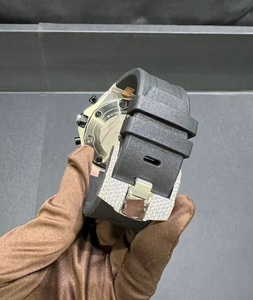 VVS Luxury Moissanite 40MM Reloj de oro rosa de dos tonos Banda de acero inoxidable Movimiento de cuarzo Esfera de vidrio Ventana Estilo antiguo - Product Image 5