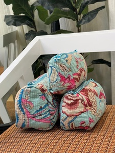 Set 3 Quilted Eco-Friendly Cotton for Toiletry <b>Bags</b> Large <b>Zipper</b> Water-Resistant Cases for Makeup <b>Storage</b> Pastel Florals Pattern - Product Image 4