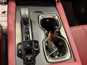 Increíble Lexus RX 350 F Sport 2024 en perfectas condiciones con poco kilometraje en stock, ofrecido a una oferta increíble que no querrás perderte - Product Image 5