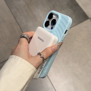 Funda de teléfono de silicona TPU magnética de lujo ultrafina a prueba de golpes con patrón de onda 3D para iPhone 16 Promax 16 Plus 15 14 13 - Product Image 3