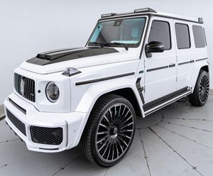 Mercedes-AMG G63 Brabus Widestar 2024 en Excelente Estado, Motor V8 Biturbo, Tracción en las Cuatro Ruedas, Interior Azul Tiffany - Product Image 1