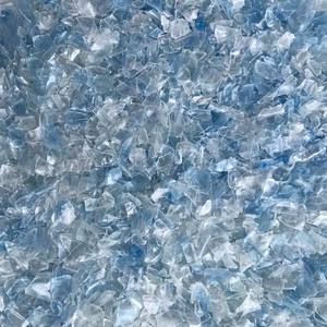 Blue PC bouteille d'eau ferraille rebroyée 99 pour cent de pureté à vendre commandes en gros pour le recyclage industriel, l'exportation de traitement du plastique - Product Image 3