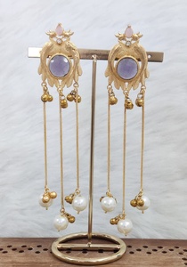 ต่างหูโมนาลิซ่า คัตติ้งสโตน คัชเมรี เหมาะสำหรับงานแต่งงาน งานเลี้ยง ดีไซน์สวยงาม คุณภาพพรีเมียม น้ำหนักเบา - Product Image 4