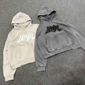 เสื้อฮู้ดดี้พิมพ์ลายดิจิตอลกันหด 500 กรัม สำหรับผู้ชาย แบบเรียบ ผ้าถักบุซับใน ดีไซน์โอเวอร์ไซส์ สำหรับฤดูหนาว จากผู้ผลิต - Product Image 4