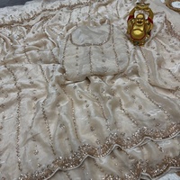 Grand Sari en Soie Moderne pour Fêtes d'Hiver, Broderie de Perles Dorées et Sequins, Blouse Cousue à la Main, Prêt-à-Porter, Sari Indien pour Femme